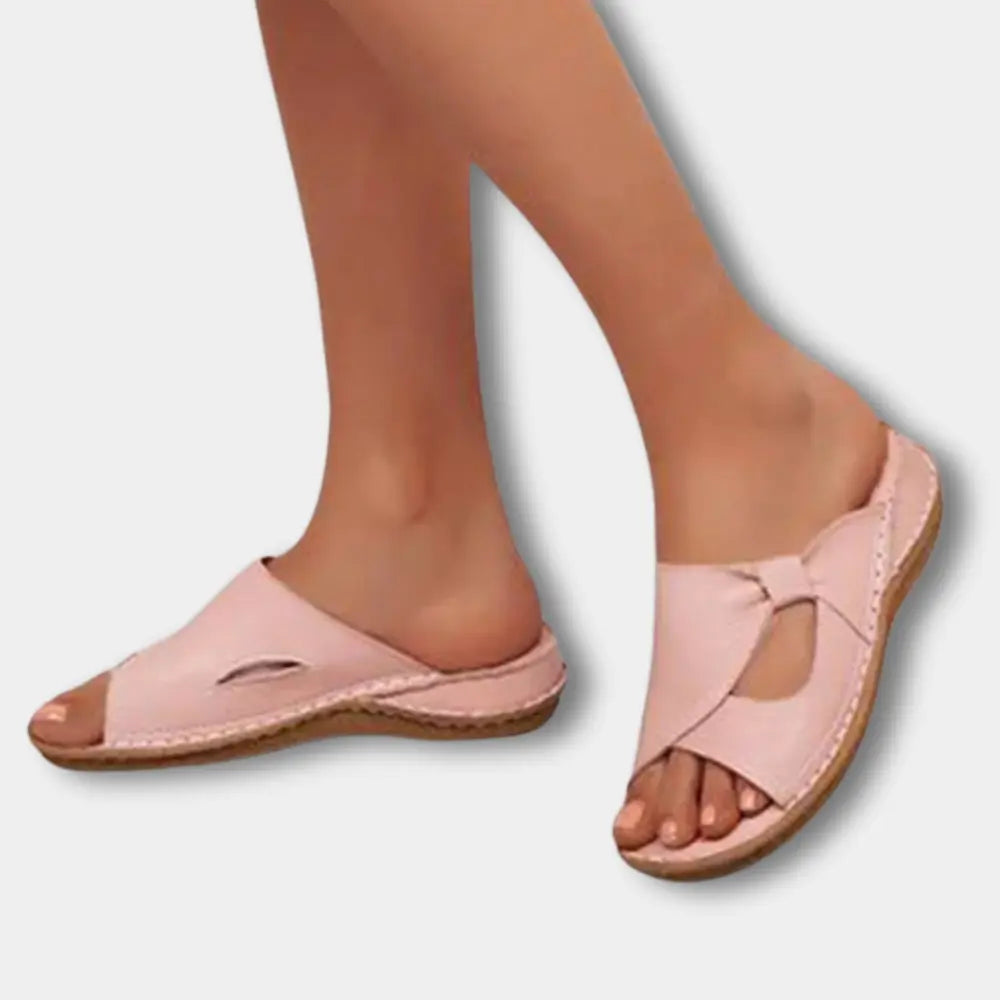Udskårne slip-on sandaler med dekorativ sløjfedetalje til kvinder – Georgina